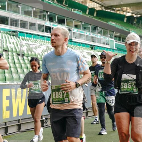13.09.2026 - 21. swb-Marathon Bremen Michael Burmester http://msf.ph/oto/10435085 13.09.2026 13:33:45 Laufen im Stadion 155, 350, 428, 490, 594, 679, 690, 709, 765, 786, 787, 916, 1001, 1026, 1048, 1051, 1098, 1292, 1377, 1444, 1557, 1560, 1591, 1592, 1607, 1661, 1703, 1760, 1772, 1827, 1923, 1996, 2077, 2132, 2226, 2230, 2231, 2320, 2374, 2399, 2400, 2451, 2456, 2479, 2511, 2514, 2515, 2539, 2543, 2616, 2630, 2641, 2649, 2718, 2735, 2757, 2769, 2787, 2848, 2982, 3014, 3345, 3443, 3503, 3547, 3577, 3601, 3614, 3660, 3708, 3709, 3720, 3797, 3875, 3901, 3911, 3952, 4001, 4014 meine-sportfotos.de