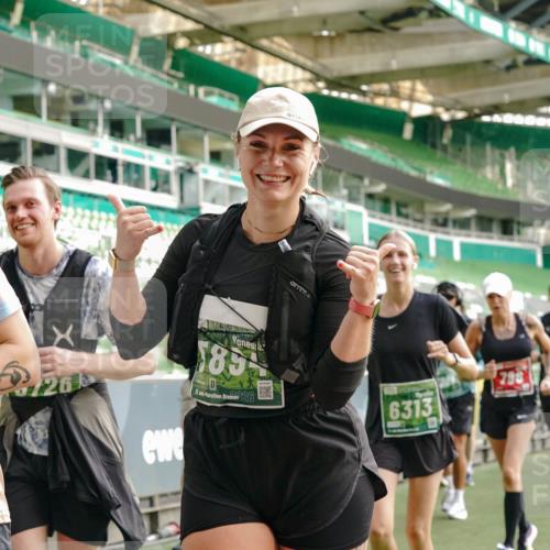 13.09.2026 - 21. swb-Marathon Bremen Michael Burmester http://msf.ph/oto/10435099 13.09.2026 13:33:46 Laufen im Stadion 155, 350, 428, 490, 594, 679, 690, 709, 765, 786, 787, 916, 1001, 1026, 1048, 1051, 1098, 1292, 1377, 1444, 1557, 1560, 1591, 1592, 1607, 1661, 1703, 1760, 1772, 1827, 1923, 1996, 2077, 2132, 2226, 2230, 2231, 2320, 2374, 2399, 2400, 2451, 2456, 2479, 2511, 2514, 2515, 2539, 2543, 2616, 2630, 2641, 2649, 2718, 2735, 2757, 2769, 2787, 2848, 2982, 3014, 3345, 3443, 3503, 3547, 3577, 3601, 3614, 3660, 3708, 3709, 3720, 3797, 3875, 3901, 3911, 3952, 4001, 4014 meine-sportfotos.de