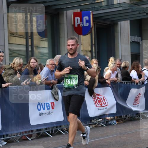 13.09.2026 - 21. swb-Marathon Bremen Strokosch-Dieckow http://msf.ph/oto/10435155 13.09.2026 13:13:42 Ziel 235, 524, 670, 683, 1433, 1613, 1704, 1707, 1937, 2422, 2701, 2824, 3236, 5443, 5593, 5610, 6145, 6451, 7029, 7210, 7283, 7435, 7963, 8118, 8886, 9426, 9635, 10105, 779, 2360, 2401, 2767, 2882, 3413, 6407, 7493, 7707, 8477, 8568, 8840, 8963, 9442, 9884, 13099 meine-sportfotos.de