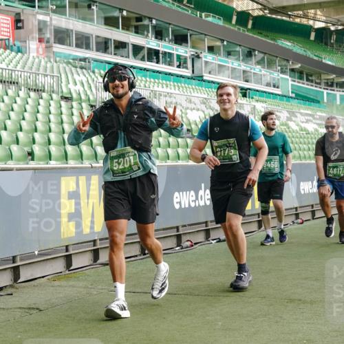 13.09.2026 - 21. swb-Marathon Bremen Michael Burmester http://msf.ph/oto/10435189 13.09.2026 13:33:49 Laufen im Stadion 155, 350, 428, 490, 594, 679, 709, 765, 786, 787, 916, 1001, 1026, 1048, 1051, 1098, 1292, 1377, 1444, 1557, 1560, 1591, 1592, 1607, 1661, 1703, 1760, 1772, 1827, 1923, 1996, 2077, 2132, 2226, 2230, 2231, 2320, 2338, 2374, 2399, 2400, 2451, 2456, 2479, 2511, 2514, 2515, 2539, 2543, 2616, 2630, 2641, 2649, 2718, 2735, 2757, 2769, 2787, 2791, 2848, 2982, 3014, 3345, 3443, 3503, 3547, 3577, 3601, 3614, 3660, 3708, 3709, 3720, 3797, 3875, 3901, 3911, 3952, 4001, 4014 meine-sportfotos.de