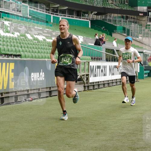 13.09.2026 - 21. swb-Marathon Bremen Michael Burmester http://msf.ph/oto/10435243 13.09.2026 12:37:31 Laufen im Stadion 346, 365, 466, 658, 850, 895, 1090, 1118, 1288, 1385, 1485, 1583, 1604, 1754, 2073, 2141, 2585, 2670, 3617, 7244, 7650, 7768, 8075, 8077, 8081, 8729, 9522, 9617, 250, 272, 299, 525, 919, 1089, 1212, 2072, 5428, 7741 meine-sportfotos.de
