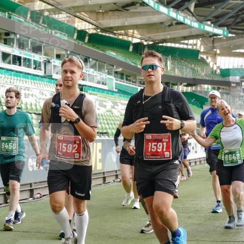 13.09.2026 - 21. swb-Marathon Bremen Michael Burmester http://msf.ph/oto/10435247 13.09.2026 13:33:52 Laufen im Stadion 155, 350, 428, 490, 594, 679, 709, 765, 786, 787, 916, 1001, 1026, 1048, 1051, 1098, 1292, 1377, 1444, 1553, 1557, 1560, 1591, 1592, 1607, 1661, 1703, 1760, 1772, 1784, 1827, 1996, 2077, 2132, 2226, 2230, 2231, 2320, 2338, 2374, 2399, 2400, 2451, 2456, 2479, 2511, 2514, 2515, 2539, 2543, 2616, 2630, 2641, 2718, 2735, 2757, 2769, 2787, 2791, 2848, 2982, 3014, 3345, 3443, 3503, 3547, 3577, 3601, 3614, 3660, 3708, 3709, 3720, 3797, 3875, 3901, 3911, 3952, 4001, 4014, 5151 meine-sportfotos.de