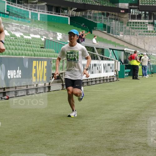 13.09.2026 - 21. swb-Marathon Bremen Michael Burmester http://msf.ph/oto/10435260 13.09.2026 12:37:32 Laufen im Stadion 346, 365, 466, 658, 850, 895, 1090, 1118, 1288, 1385, 1485, 1583, 1604, 1754, 2073, 2141, 2585, 2670, 3617, 7244, 7650, 7768, 8075, 8077, 8081, 8729, 9399, 9522, 9617, 250, 272, 299, 525, 919, 1089, 1212, 2072, 5428, 7741 meine-sportfotos.de