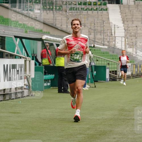 13.09.2026 - 21. swb-Marathon Bremen Michael Burmester http://msf.ph/oto/10435372 13.09.2026 12:37:41 Laufen im Stadion 346, 365, 466, 658, 895, 1090, 1118, 1288, 1385, 1485, 1583, 1604, 1754, 2073, 2141, 2352, 2585, 2670, 3080, 3606, 3617, 6112, 7244, 7650, 7768, 8077, 8081, 8729, 9399, 9522, 9617, 250, 272, 299, 525, 919, 1089, 1212, 2072, 5428, 7741 meine-sportfotos.de