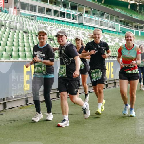 13.09.2026 - 21. swb-Marathon Bremen Michael Burmester http://msf.ph/oto/10435385 13.09.2026 13:34:05 Laufen im Stadion 155, 170, 193, 368, 428, 594, 679, 709, 765, 786, 787, 916, 1001, 1026, 1048, 1051, 1098, 1292, 1321, 1377, 1444, 1553, 1557, 1560, 1591, 1592, 1607, 1661, 1703, 1760, 1772, 1784, 1827, 1996, 2077, 2132, 2226, 2338, 2399, 2400, 2451, 2479, 2511, 2515, 2539, 2543, 2616, 2630, 2641, 2718, 2735, 2757, 2769, 2787, 2791, 2982, 3014, 3179, 3345, 3443, 3503, 3547, 3577, 3601, 3614, 3660, 3708, 3709, 3720, 3797, 3875, 3901, 3911, 3914, 3952, 4001, 4014, 5151 meine-sportfotos.de