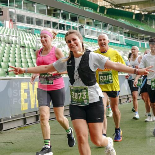 13.09.2026 - 21. swb-Marathon Bremen Michael Burmester http://msf.ph/oto/10435491 13.09.2026 13:34:10 Laufen im Stadion 155, 170, 193, 368, 428, 594, 679, 709, 765, 786, 787, 916, 1001, 1026, 1048, 1051, 1098, 1280, 1292, 1321, 1377, 1444, 1553, 1557, 1560, 1591, 1592, 1607, 1661, 1703, 1760, 1772, 1784, 1827, 1992, 1996, 2077, 2132, 2226, 2338, 2399, 2400, 2451, 2479, 2511, 2515, 2543, 2616, 2630, 2641, 2718, 2735, 2757, 2787, 2791, 2982, 3014, 3179, 3191, 3345, 3443, 3503, 3547, 3577, 3601, 3614, 3660, 3708, 3709, 3720, 3797, 3875, 3901, 3904, 3911, 3914, 3952, 4001, 4014, 4500, 4561, 5151 meine-sportfotos.de