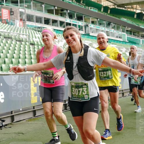 13.09.2026 - 21. swb-Marathon Bremen Michael Burmester http://msf.ph/oto/10435500 13.09.2026 13:34:10 Laufen im Stadion 155, 170, 193, 368, 428, 594, 679, 709, 765, 786, 787, 916, 1001, 1026, 1048, 1051, 1098, 1280, 1292, 1321, 1377, 1444, 1553, 1557, 1560, 1591, 1592, 1607, 1661, 1703, 1760, 1772, 1784, 1827, 1992, 1996, 2077, 2132, 2226, 2338, 2399, 2400, 2451, 2479, 2511, 2515, 2543, 2616, 2630, 2641, 2718, 2735, 2757, 2787, 2791, 2982, 3014, 3179, 3191, 3345, 3443, 3503, 3547, 3577, 3601, 3614, 3660, 3708, 3709, 3720, 3797, 3875, 3901, 3904, 3911, 3914, 3952, 4001, 4014, 4500, 4561, 5151 meine-sportfotos.de