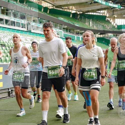 13.09.2026 - 21. swb-Marathon Bremen Michael Burmester http://msf.ph/oto/10435521 13.09.2026 13:34:11 Laufen im Stadion 155, 170, 193, 368, 428, 594, 679, 709, 765, 787, 916, 1001, 1026, 1048, 1051, 1098, 1280, 1292, 1321, 1377, 1444, 1553, 1557, 1560, 1591, 1592, 1607, 1661, 1703, 1760, 1772, 1784, 1827, 1992, 1996, 2077, 2132, 2226, 2338, 2399, 2400, 2451, 2479, 2511, 2515, 2543, 2616, 2630, 2641, 2718, 2735, 2757, 2787, 2791, 2982, 3014, 3179, 3191, 3345, 3443, 3503, 3547, 3577, 3601, 3614, 3660, 3708, 3709, 3720, 3797, 3875, 3901, 3904, 3911, 3914, 3952, 4001, 4014, 4500, 4561, 5151 meine-sportfotos.de