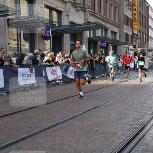 13.09.2026 - 21. swb-Marathon Bremen Strokosch-Dieckow http://msf.ph/oto/10435537 13.09.2026 13:14:00 Ziel 107, 235, 376, 469, 1043, 1125, 1492, 1542, 1613, 1814, 1998, 2043, 2084, 2203, 2913, 2922, 3085, 3545, 4452, 4728, 5836, 5986, 6130, 6145, 6506, 7029, 7435, 7591, 7659, 7826, 7963, 8456, 8886, 8919, 9783, 524, 670, 683, 1433, 1613, 1704, 1707, 1937, 2422, 2701, 2824, 3236, 3413, 5443, 5593, 5610, 6451, 7210, 7283, 7435, 7707, 8118, 9426, 9635, 9884, 10105, 13099 meine-sportfotos.de