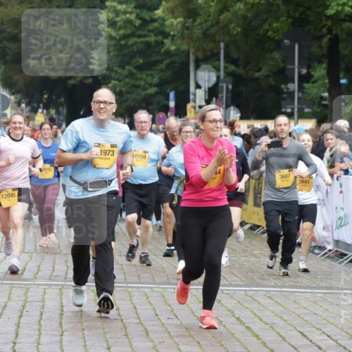13.09.2026 - Kiel Lauf Yannick Fuchs http://msf.ph/oto/10435548 13.09.2026 09:49:37 Ziel 2065, 2110, 2366, 4067, 4363, 4376, 7641, 8128, 9944, 11973, 12045, 12492, 221, 784, 1559, 1561, 2115, 2327, 2592, 2626, 2731, 2867, 2919, 3094, 3785, 4173, 4333, 4364, 4711, 4962, 5404, 6278, 8617, 8681, 8869, 9001, 10145, 10150, 11190, 11322, 11411, 11989, 11990, 12632, 2066, 2976, 3571, 3687, 4125, 5791, 6359, 6658, 6706, 6707, 7606, 7884, 7937, 10105, 10159, 10178, 10229, 10565, 10990, 12047, 12462, 12560, 12749, 3550, 4961, 6065, 6278, 11411 meine-sportfotos.de