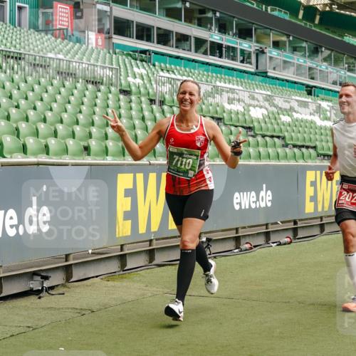 13.09.2026 - 21. swb-Marathon Bremen Michael Burmester http://msf.ph/oto/10435574 13.09.2026 13:05:28 Laufen im Stadion 109, 178, 217, 244, 287, 323, 394, 430, 454, 534, 536, 565, 578, 647, 784, 891, 900, 1073, 1239, 1243, 1274, 1307, 1308, 1373, 1380, 1456, 1533, 1581, 1627, 1653, 1656, 1687, 1780, 1914, 1932, 1941, 2023, 2076, 2089, 2126, 2241, 2244, 2265, 2301, 2310, 2355, 2369, 2393, 2430, 2452, 2464, 2602, 2723, 2742, 2764, 2867, 2872, 2891, 2910, 2919, 2957, 2959, 2985, 3028, 3030, 3115, 3217, 3278, 3320, 3343, 3419, 3425, 3444, 3485, 3521, 3796, 3909 meine-sportfotos.de