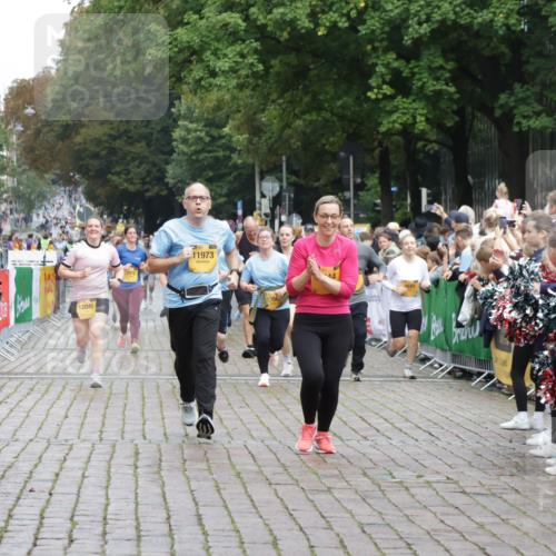 13.09.2026 - Kiel Lauf Yannick Fuchs http://msf.ph/oto/10435575 13.09.2026 09:49:38 Ziel 2065, 2110, 2366, 3687, 4067, 4363, 4376, 7641, 8128, 9944, 10159, 11973, 12045, 12492, 221, 784, 1559, 1561, 2115, 2327, 2592, 2626, 2731, 2867, 2919, 3094, 3785, 4173, 4333, 4364, 4711, 4962, 5404, 6278, 8617, 8681, 8869, 9001, 10145, 10150, 11190, 11322, 11989, 11990, 12492, 12632, 2066, 2976, 3571, 3914, 4125, 5791, 6359, 6658, 6706, 6707, 7606, 7884, 7937, 10105, 10178, 10229, 10565, 10990, 12047, 12462, 12560, 12749, 3550, 4961, 6065, 6278, 11411 meine-sportfotos.de