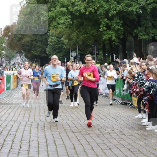 13.09.2026 - Kiel Lauf Yannick Fuchs http://msf.ph/oto/10435577 13.09.2026 09:49:38 Ziel 2065, 2110, 2366, 3687, 4067, 4363, 4376, 7641, 8128, 9944, 10159, 11973, 12045, 12492, 221, 784, 1559, 1561, 2115, 2327, 2592, 2626, 2731, 2867, 2919, 3094, 3785, 4173, 4333, 4364, 4711, 4962, 5404, 6278, 8617, 8681, 8869, 9001, 10145, 10150, 11190, 11322, 11989, 11990, 12492, 12632, 2066, 2976, 3571, 3914, 4125, 5791, 6359, 6658, 6706, 6707, 7606, 7884, 7937, 10105, 10178, 10229, 10565, 10990, 12047, 12462, 12560, 12749, 3550, 4961, 6065, 6278, 11411 meine-sportfotos.de