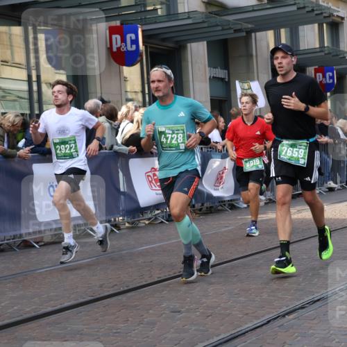 13.09.2026 - 21. swb-Marathon Bremen Strokosch-Dieckow http://msf.ph/oto/10435598 13.09.2026 13:14:02 Ziel 107, 235, 376, 469, 1043, 1125, 1492, 1542, 1814, 1998, 2043, 2084, 2203, 2913, 2922, 3085, 3545, 4452, 4728, 5794, 5836, 5986, 6130, 6145, 6506, 7029, 7117, 7591, 7659, 7826, 7963, 8456, 8919, 9783, 9868, 524, 670, 683, 1433, 1613, 1704, 1707, 1937, 2422, 2701, 2824, 3236, 3413, 5443, 5593, 5610, 6145, 6451, 7210, 7283, 7435, 7707, 7963, 8118, 8886, 9426, 9635, 9884, 10105 meine-sportfotos.de