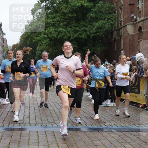 13.09.2026 - Kiel Lauf Yannick Fuchs http://msf.ph/oto/10435627 13.09.2026 09:49:44 Ziel 2066, 2110, 2366, 2976, 3571, 3687, 4067, 4125, 6658, 7606, 7641, 7884, 8128, 9944, 10159, 10229, 10565, 10990, 11973, 12045, 12560, 12749, 221, 784, 2065, 2115, 2327, 2592, 2626, 2731, 2919, 3094, 3785, 4173, 4363, 4364, 4376, 4711, 4962, 5404, 8617, 8681, 8869, 10145, 10150, 11989, 11990, 12492, 12632, 639, 951, 1033, 1796, 3914, 4856, 5791, 6359, 6706, 6707, 7937, 8584, 8585, 8589, 8790, 8890, 9122, 9780, 10105, 10178, 12047, 12462, 6278, 11411 meine-sportfotos.de
