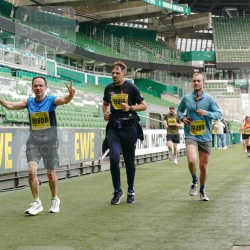 13.09.2026 - 21. swb-Marathon Bremen Michael Burmester http://msf.ph/oto/10435659 13.09.2026 10:25:54 Laufen im Stadion 10143, 10210, 10214, 10228, 10312, 10318, 10328, 10336, 10337, 10342, 10346, 10352, 10358, 10398, 10436, 10445, 10447, 10454, 10456, 10536, 10593, 10632, 10735, 10742, 10775, 10806, 10807, 10816, 10861, 10866, 10987, 10988, 11015, 11019, 11020, 11088, 11108, 11130, 11135, 11155, 11187, 11199, 11209, 11232, 11265, 11279, 11312, 11375, 11442, 11447, 11468, 11527, 11607, 11615, 11630, 11632, 11704, 11758, 11826, 11948, 12281, 12406, 12426, 12525, 13585 meine-sportfotos.de