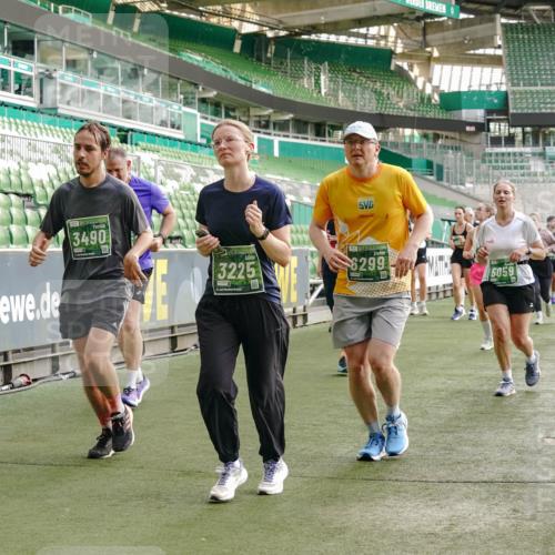 13.09.2026 - 21. swb-Marathon Bremen Michael Burmester http://msf.ph/oto/10435674 13.09.2026 13:34:20 Laufen im Stadion 155, 170, 193, 368, 428, 594, 679, 709, 765, 916, 1001, 1026, 1048, 1051, 1098, 1280, 1321, 1396, 1444, 1553, 1557, 1560, 1591, 1592, 1607, 1661, 1703, 1760, 1772, 1784, 1827, 1992, 1996, 2077, 2132, 2226, 2335, 2338, 2399, 2400, 2451, 2479, 2511, 2515, 2543, 2630, 2641, 2718, 2735, 2757, 2787, 2791, 2982, 3179, 3191, 3345, 3443, 3503, 3547, 3577, 3601, 3614, 3660, 3708, 3709, 3720, 3797, 3875, 3904, 3911, 3914, 3952, 4001, 4014, 4500, 4546, 4561, 5151 meine-sportfotos.de