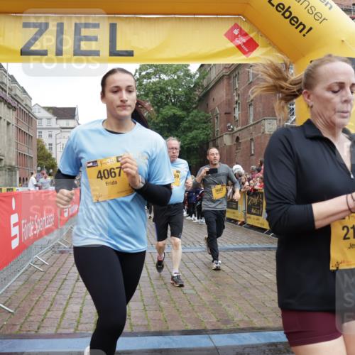 13.09.2026 - Kiel Lauf Yannick Fuchs http://msf.ph/oto/10435676 13.09.2026 09:49:47 Ziel 2066, 2110, 2366, 2976, 3571, 3687, 4067, 4125, 6359, 6658, 7606, 7641, 7884, 8128, 9944, 10105, 10159, 10229, 10565, 10990, 11973, 12045, 12560, 12749, 784, 2065, 2115, 2327, 2626, 2731, 2919, 3785, 4173, 4363, 4364, 4376, 4711, 4962, 5404, 8617, 8681, 8869, 10145, 11989, 11990, 12492, 12632, 639, 951, 1033, 1796, 3042, 3602, 3914, 4856, 5791, 6706, 6707, 7142, 7937, 8584, 8585, 8589, 8790, 8890, 9122, 9780, 10074, 10178, 12047, 12462 meine-sportfotos.de
