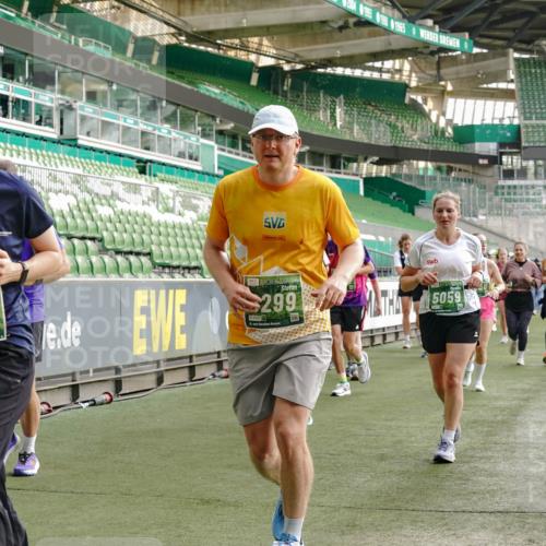 13.09.2026 - 21. swb-Marathon Bremen Michael Burmester http://msf.ph/oto/10435682 13.09.2026 13:34:21 Laufen im Stadion 155, 170, 193, 368, 428, 594, 679, 709, 765, 916, 1001, 1026, 1048, 1051, 1098, 1280, 1321, 1396, 1444, 1553, 1557, 1560, 1607, 1661, 1703, 1760, 1772, 1784, 1827, 1992, 1996, 2077, 2132, 2226, 2335, 2338, 2399, 2400, 2451, 2479, 2511, 2515, 2543, 2630, 2641, 2718, 2735, 2757, 2787, 2791, 2982, 3179, 3191, 3345, 3443, 3503, 3547, 3577, 3601, 3614, 3660, 3708, 3709, 3720, 3797, 3875, 3904, 3911, 3914, 3952, 4001, 4014, 4500, 4546, 4561, 5151 meine-sportfotos.de