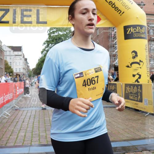 13.09.2026 - Kiel Lauf Yannick Fuchs http://msf.ph/oto/10435689 13.09.2026 09:49:47 Ziel 2066, 2110, 2366, 2976, 3571, 3687, 4067, 4125, 6359, 6658, 7606, 7641, 7884, 8128, 9944, 10105, 10159, 10229, 10565, 10990, 11973, 12045, 12560, 12749, 784, 2065, 2115, 2327, 2626, 2731, 2919, 3785, 4173, 4363, 4364, 4376, 4711, 4962, 5404, 8617, 8681, 8869, 10145, 11989, 11990, 12492, 12632, 639, 951, 1033, 1796, 3042, 3602, 3914, 4856, 5791, 6706, 6707, 7142, 7937, 8584, 8585, 8589, 8790, 8890, 9122, 9780, 10074, 10178, 12047, 12462 meine-sportfotos.de