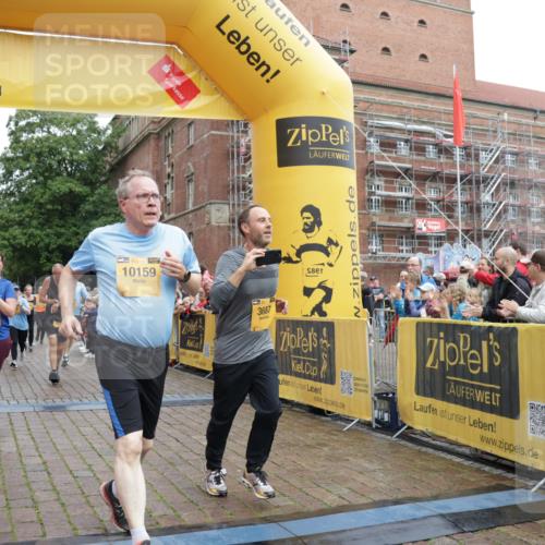 13.09.2026 - Kiel Lauf Yannick Fuchs http://msf.ph/oto/10435700 13.09.2026 09:49:48 Ziel 2066, 2110, 2366, 2976, 3571, 3687, 4067, 4125, 6359, 6658, 6706, 6707, 7606, 7641, 7884, 7937, 8128, 9944, 10105, 10159, 10229, 10565, 10990, 11973, 12045, 12047, 12560, 12749, 784, 2065, 2115, 2327, 2626, 2731, 2919, 3785, 4173, 4363, 4364, 4376, 4711, 4962, 5404, 8617, 8681, 8869, 9944, 10145, 11989, 11990, 12492, 12632, 639, 951, 1033, 1796, 3042, 3602, 3914, 4856, 5619, 5791, 7142, 8584, 8585, 8589, 8790, 8890, 9122, 9780, 10074, 10108, 10178, 10487, 10491, 12462 meine-sportfotos.de