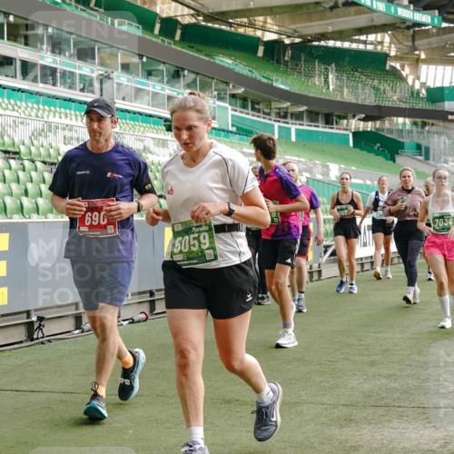 13.09.2026 - 21. swb-Marathon Bremen Michael Burmester http://msf.ph/oto/10435718 13.09.2026 13:34:23 Laufen im Stadion 155, 170, 193, 368, 428, 496, 594, 679, 709, 765, 916, 1001, 1026, 1048, 1051, 1098, 1280, 1321, 1396, 1444, 1553, 1557, 1560, 1607, 1661, 1703, 1760, 1772, 1784, 1827, 1965, 1992, 1996, 2077, 2132, 2226, 2335, 2338, 2399, 2400, 2451, 2479, 2511, 2515, 2543, 2641, 2718, 2735, 2757, 2787, 2791, 2982, 3179, 3191, 3345, 3443, 3503, 3547, 3577, 3601, 3614, 3660, 3708, 3709, 3720, 3797, 3875, 3904, 3911, 3914, 3952, 4001, 4014, 4500, 4546, 4561, 5151 meine-sportfotos.de