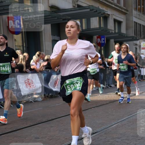 13.09.2026 - 21. swb-Marathon Bremen Strokosch-Dieckow http://msf.ph/oto/10435729 13.09.2026 13:14:07 Ziel 107, 199, 235, 376, 469, 1043, 1125, 1492, 1542, 1814, 1998, 2043, 2084, 2203, 2913, 2922, 3085, 3545, 3821, 4452, 4685, 4728, 5239, 5794, 5836, 5986, 6130, 6506, 7117, 7591, 7659, 7826, 8366, 8456, 8919, 9783, 9868, 235, 524, 670, 683, 1433, 1613, 1704, 1707, 1937, 2422, 2701, 2824, 3236, 5443, 5593, 5610, 6145, 6451, 7029, 7210, 7283, 7435, 7963, 8118, 8886, 9426, 9635, 10105 meine-sportfotos.de