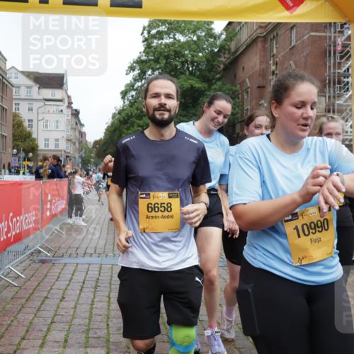 13.09.2026 - Kiel Lauf Yannick Fuchs http://msf.ph/oto/10435799 13.09.2026 09:49:53 Ziel 2066, 2976, 3571, 3687, 3914, 4125, 5791, 6359, 6658, 6706, 6707, 7606, 7884, 7937, 10105, 10159, 10178, 10229, 10565, 10990, 12047, 12462, 12560, 12749, 784, 2065, 2110, 2327, 2366, 2919, 3687, 3785, 4067, 4363, 4364, 4376, 4711, 4962, 5404, 7641, 8128, 8869, 9944, 10145, 10159, 11973, 12045, 12492, 12632, 639, 951, 1033, 1796, 3042, 3602, 4856, 5619, 7142, 7864, 8042, 8584, 8585, 8589, 8790, 8890, 9122, 9683, 9780, 10074, 10108, 10487, 10491, 10548, 2919 meine-sportfotos.de