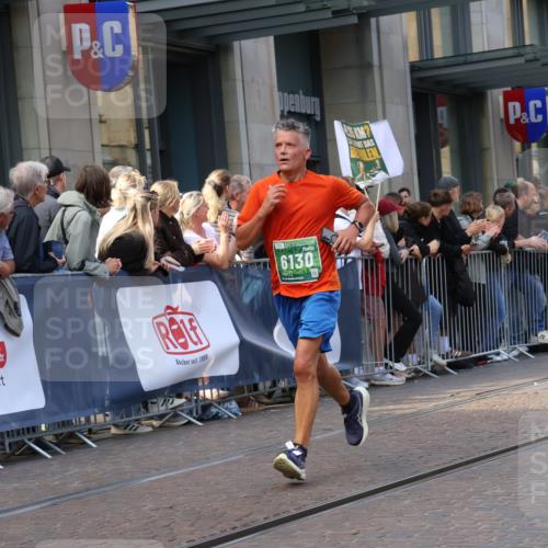 13.09.2026 - 21. swb-Marathon Bremen Strokosch-Dieckow http://msf.ph/oto/10435851 13.09.2026 13:14:11 Ziel 107, 199, 376, 469, 1043, 1125, 1492, 1814, 2043, 2203, 2251, 2913, 2971, 3085, 3545, 3821, 3834, 4452, 4586, 4685, 4728, 5239, 5794, 5836, 5986, 6130, 6506, 7117, 7659, 7782, 7826, 8366, 8456, 9242, 9783, 9868, 10016, 235, 524, 670, 683, 1433, 1542, 1613, 1707, 1998, 2084, 2422, 2701, 2824, 2922, 3236, 4728, 5443, 5593, 5610, 6145, 7029, 7210, 7283, 7435, 7591, 7963, 8118, 8886, 8919, 9426, 9635, 10105 meine-sportfotos.de