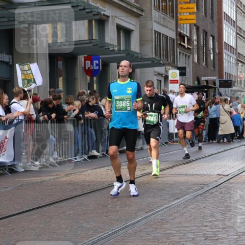 13.09.2026 - 21. swb-Marathon Bremen Strokosch-Dieckow http://msf.ph/oto/10435891 13.09.2026 13:14:13 Ziel 199, 376, 469, 1043, 1125, 1492, 1814, 2203, 2251, 2913, 2971, 2997, 3012, 3085, 3545, 3821, 3834, 4452, 4586, 4685, 5239, 5794, 5836, 5986, 6130, 6506, 7117, 7659, 7782, 7826, 8366, 8456, 9242, 9783, 9868, 10016, 107, 235, 670, 1433, 1542, 1613, 1998, 2043, 2084, 2701, 2824, 2922, 3236, 4728, 5593, 5610, 6145, 7029, 7283, 7435, 7591, 7963, 8118, 8886, 8919, 9426, 9635, 10105 meine-sportfotos.de