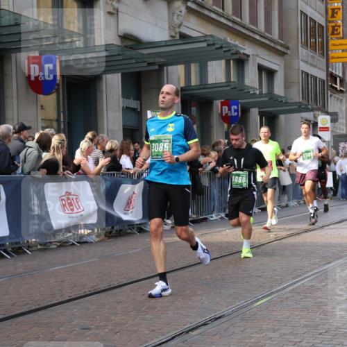 13.09.2026 - 21. swb-Marathon Bremen Strokosch-Dieckow http://msf.ph/oto/10435920 13.09.2026 13:14:13 Ziel 199, 376, 469, 1043, 1125, 1492, 1814, 2203, 2251, 2913, 2971, 2997, 3012, 3085, 3545, 3821, 3834, 4452, 4586, 4685, 5239, 5794, 5836, 5986, 6130, 6506, 7117, 7659, 7782, 7826, 8366, 8456, 9242, 9783, 9868, 10016, 107, 235, 670, 1433, 1542, 1613, 1998, 2043, 2084, 2701, 2824, 2922, 3236, 4728, 5593, 5610, 6145, 7029, 7283, 7435, 7591, 7963, 8118, 8886, 8919, 9426, 9635, 10105 meine-sportfotos.de