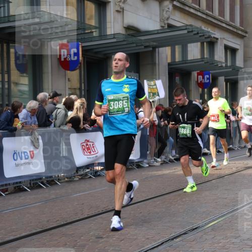 13.09.2026 - 21. swb-Marathon Bremen Strokosch-Dieckow http://msf.ph/oto/10435933 13.09.2026 13:14:14 Ziel 199, 376, 469, 1043, 1125, 1492, 1814, 2203, 2251, 2847, 2913, 2971, 2997, 3012, 3085, 3545, 3821, 3834, 4452, 4586, 4685, 5239, 5794, 5836, 5986, 6130, 6506, 7117, 7251, 7659, 7782, 7826, 8366, 8456, 9242, 9783, 9868, 10016, 107, 235, 670, 1433, 1542, 1613, 1998, 2043, 2084, 2203, 2701, 2824, 2922, 4728, 5593, 5610, 6145, 7029, 7435, 7591, 7659, 7963, 8118, 8886, 8919, 9426, 9635, 9783, 10105 meine-sportfotos.de