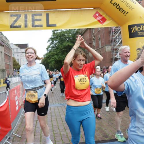 13.09.2026 - Kiel Lauf Yannick Fuchs http://msf.ph/oto/10435934 13.09.2026 09:50:05 Ziel 639, 951, 1033, 1796, 3042, 3602, 3914, 4856, 5619, 5791, 7142, 7864, 8584, 8585, 8589, 8790, 8890, 9122, 9780, 10074, 10108, 10178, 10487, 10491, 10653, 11565, 11814, 12462, 2065, 2066, 2110, 2366, 2976, 3571, 3687, 4067, 4125, 4363, 4376, 6359, 6658, 6706, 6707, 7606, 7641, 7884, 7937, 8128, 9944, 10105, 10159, 10229, 10565, 10990, 11973, 12045, 12047, 12560, 12749, 1366, 4229, 5184, 5254, 5535, 5596, 8023, 8042, 9683, 9793, 10548, 2327 meine-sportfotos.de