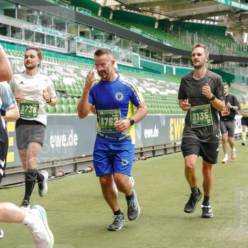 13.09.2026 - 21. swb-Marathon Bremen Michael Burmester http://msf.ph/oto/10435987 13.09.2026 13:05:36 Laufen im Stadion 109, 178, 217, 244, 287, 323, 394, 430, 454, 534, 536, 565, 578, 613, 647, 784, 891, 900, 1073, 1239, 1243, 1274, 1307, 1308, 1365, 1373, 1380, 1456, 1533, 1574, 1581, 1627, 1656, 1687, 1780, 1909, 1914, 1932, 1941, 2023, 2076, 2089, 2126, 2241, 2244, 2265, 2301, 2310, 2355, 2369, 2393, 2430, 2452, 2464, 2602, 2723, 2742, 2764, 2867, 2872, 2910, 2919, 2957, 2959, 2985, 3028, 3030, 3115, 3217, 3278, 3320, 3343, 3419, 3425, 3444, 3485, 3521, 3796, 3909 meine-sportfotos.de