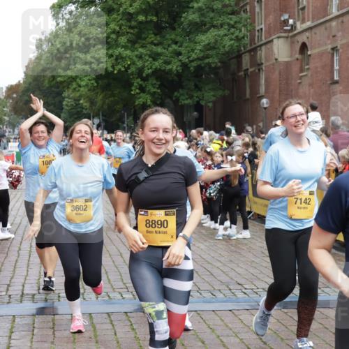 13.09.2026 - Kiel Lauf Yannick Fuchs http://msf.ph/oto/10435993 13.09.2026 09:50:08 Ziel 639, 951, 1033, 1796, 3042, 3602, 3914, 4856, 5619, 7142, 7864, 8042, 8584, 8585, 8589, 8790, 8890, 9122, 9683, 9780, 10074, 10108, 10487, 10491, 10548, 10653, 11565, 11814, 2066, 2110, 2366, 2976, 3571, 3687, 3914, 4067, 4125, 5791, 6359, 6658, 6706, 6707, 7606, 7641, 7884, 7937, 8128, 9944, 10105, 10159, 10178, 10229, 10565, 10990, 11973, 12045, 12047, 12462, 12560, 12749, 1366, 2811, 2816, 3698, 4229, 5184, 5254, 5535, 5596, 8023, 9793 meine-sportfotos.de
