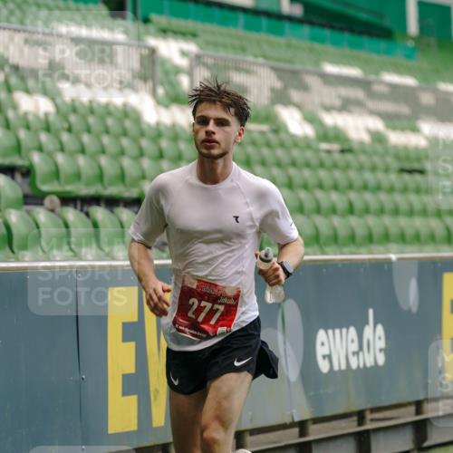 13.09.2026 - 21. swb-Marathon Bremen Michael Burmester http://msf.ph/oto/10436003 13.09.2026 12:38:38 Laufen im Stadion 277, 346, 466, 658, 895, 901, 1090, 1118, 1248, 1320, 1323, 1385, 1472, 1576, 1587, 1604, 1717, 1751, 1754, 1758, 1795, 1800, 1911, 2049, 2141, 2352, 2585, 2670, 3080, 3606, 5160, 5163, 5912, 6112, 7650, 8077, 8081, 8467, 9399, 9522, 9617, 250, 272, 299, 919, 1089, 1550, 1875, 1993, 4232, 7692, 13033 meine-sportfotos.de