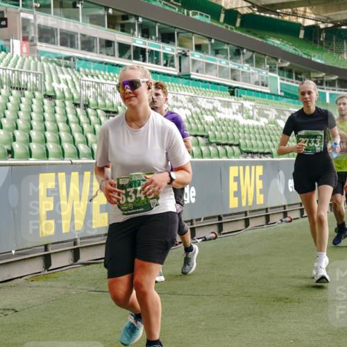 13.09.2026 - 21. swb-Marathon Bremen Michael Burmester http://msf.ph/oto/10436032 13.09.2026 13:35:04 Laufen im Stadion 170, 193, 368, 428, 462, 496, 657, 679, 709, 916, 1026, 1048, 1098, 1280, 1321, 1396, 1444, 1553, 1557, 1560, 1607, 1661, 1703, 1726, 1760, 1772, 1784, 1827, 1965, 1974, 1977, 1992, 1996, 2335, 2338, 2451, 2479, 2511, 2515, 2543, 2578, 2641, 2650, 2735, 2757, 2787, 2789, 2791, 2894, 3090, 3179, 3191, 3345, 3406, 3443, 3472, 3503, 3547, 3555, 3577, 3660, 3708, 3709, 3720, 3801, 3875, 3904, 3911, 3914, 4001, 4014, 4200, 4290, 4500, 4546, 4561, 4880, 4967, 5000, 5151, 5229, 6669 meine-sportfotos.de