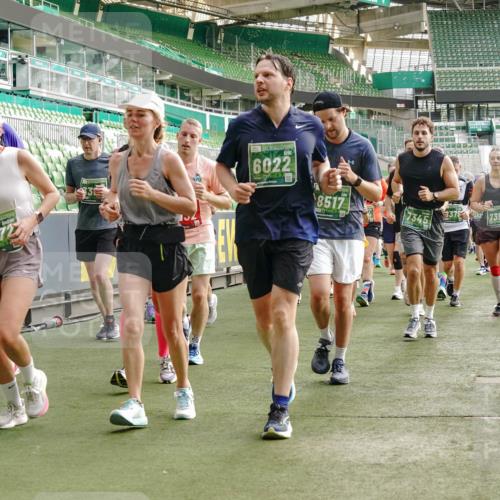 13.09.2026 - 21. swb-Marathon Bremen Michael Burmester http://msf.ph/oto/10436162 13.09.2026 13:35:33 Laufen im Stadion 170, 193, 368, 462, 491, 496, 657, 679, 709, 916, 1015, 1026, 1280, 1321, 1396, 1432, 1553, 1560, 1607, 1703, 1726, 1772, 1784, 1887, 1934, 1965, 1974, 1977, 1992, 2335, 2338, 2451, 2578, 2650, 2688, 2789, 2791, 2894, 2933, 3090, 3161, 3169, 3178, 3179, 3191, 3406, 3463, 3472, 3498, 3547, 3555, 3573, 3588, 3660, 3708, 3709, 3720, 3801, 3904, 3914, 4014, 4145, 4200, 4290, 4464, 4500, 4546, 4561, 4880, 4967, 5000, 5034, 5151, 5229, 5332, 6259, 6514, 6669, 6864, 7023, 350 meine-sportfotos.de