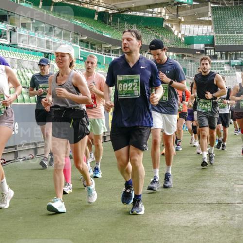 13.09.2026 - 21. swb-Marathon Bremen Michael Burmester http://msf.ph/oto/10436174 13.09.2026 13:35:33 Laufen im Stadion 170, 193, 368, 462, 491, 496, 657, 679, 709, 916, 1015, 1026, 1280, 1321, 1396, 1432, 1553, 1560, 1607, 1703, 1726, 1772, 1784, 1887, 1934, 1965, 1974, 1977, 1992, 2335, 2338, 2451, 2578, 2650, 2688, 2789, 2791, 2894, 2933, 3090, 3161, 3169, 3178, 3179, 3191, 3406, 3463, 3472, 3498, 3547, 3555, 3573, 3588, 3660, 3708, 3709, 3720, 3801, 3904, 3914, 4014, 4145, 4200, 4290, 4464, 4500, 4546, 4561, 4880, 4967, 5000, 5034, 5151, 5229, 5332, 6259, 6514, 6669, 6864, 7023, 350 meine-sportfotos.de