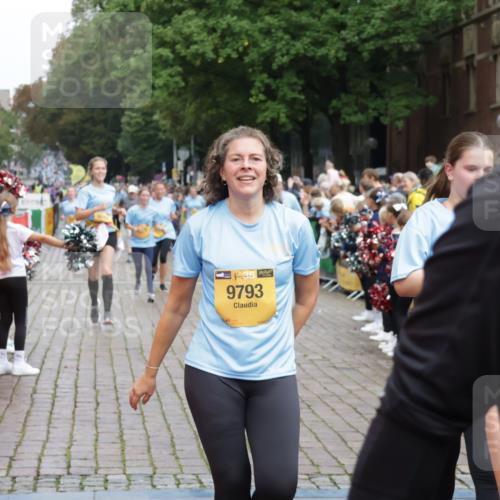 13.09.2026 - Kiel Lauf Yannick Fuchs http://msf.ph/oto/10436187 13.09.2026 09:50:19 Ziel 1366, 5184, 5254, 5535, 5596, 7864, 8023, 8042, 9549, 9683, 9793, 10548, 639, 951, 1033, 1796, 2066, 2976, 3042, 3571, 3602, 3914, 4125, 4856, 5619, 5791, 6359, 6658, 6706, 6707, 7142, 7606, 7884, 7937, 8584, 8585, 8589, 8790, 8890, 9122, 9780, 10074, 10105, 10108, 10178, 10229, 10487, 10491, 10565, 10653, 10990, 11565, 11814, 12047, 12462, 12560, 12749, 1545, 2811, 2816, 3289, 3561, 3698, 3838, 4145, 4229, 5851, 8407, 2066, 4125 meine-sportfotos.de