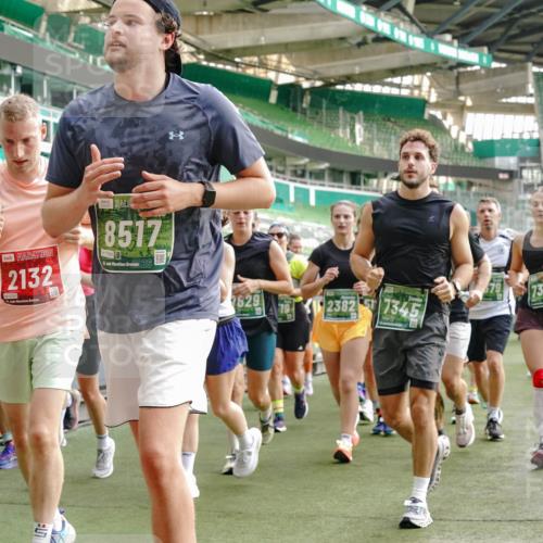 13.09.2026 - 21. swb-Marathon Bremen Michael Burmester http://msf.ph/oto/10436195 13.09.2026 13:35:35 Laufen im Stadion 170, 193, 368, 462, 491, 496, 657, 679, 916, 1015, 1026, 1280, 1321, 1396, 1432, 1553, 1560, 1607, 1703, 1726, 1772, 1784, 1887, 1934, 1965, 1974, 1977, 1992, 2335, 2338, 2451, 2578, 2650, 2688, 2789, 2791, 2894, 2933, 3090, 3161, 3169, 3178, 3179, 3191, 3406, 3463, 3472, 3498, 3547, 3555, 3573, 3588, 3660, 3708, 3709, 3720, 3801, 3904, 3914, 4014, 4145, 4200, 4290, 4464, 4500, 4546, 4561, 4880, 4967, 5000, 5034, 5151, 5229, 5332, 6259, 6514, 6669, 6864, 7023, 350 meine-sportfotos.de