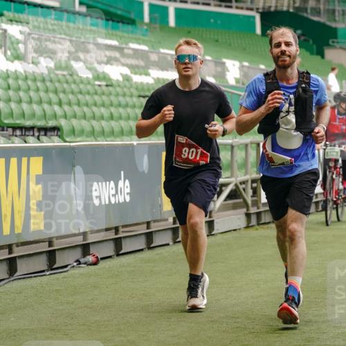 13.09.2026 - 21. swb-Marathon Bremen Michael Burmester http://msf.ph/oto/10436260 13.09.2026 12:38:54 Laufen im Stadion 277, 346, 807, 895, 901, 1090, 1118, 1248, 1320, 1323, 1472, 1576, 1587, 1604, 1717, 1751, 1758, 1795, 1800, 1852, 1911, 2049, 2099, 2141, 2352, 2585, 2670, 3080, 3606, 3744, 5160, 5163, 5912, 6112, 7650, 8077, 8081, 8467, 9399, 9522, 9617, 9630, 250, 272, 850, 1089, 1550, 1875, 1993, 4232, 7692, 8075, 13033 meine-sportfotos.de