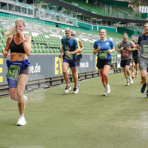 13.09.2026 - 21. swb-Marathon Bremen Michael Burmester http://msf.ph/oto/10436314 13.09.2026 13:05:41 Laufen im Stadion 109, 178, 217, 244, 287, 303, 323, 394, 430, 454, 536, 565, 578, 613, 647, 784, 891, 900, 1073, 1239, 1243, 1274, 1307, 1308, 1365, 1373, 1380, 1456, 1533, 1574, 1581, 1627, 1656, 1687, 1780, 1823, 1909, 1914, 1932, 1941, 2023, 2076, 2089, 2126, 2241, 2244, 2265, 2301, 2310, 2355, 2356, 2369, 2393, 2430, 2452, 2464, 2602, 2723, 2742, 2764, 2867, 2872, 2910, 2919, 2957, 2959, 2985, 3028, 3030, 3115, 3217, 3278, 3320, 3343, 3419, 3444, 3485, 3521, 3796, 3909 meine-sportfotos.de
