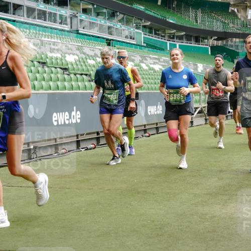 13.09.2026 - 21. swb-Marathon Bremen Michael Burmester http://msf.ph/oto/10436352 13.09.2026 13:05:42 Laufen im Stadion 109, 178, 217, 244, 287, 303, 323, 394, 430, 454, 536, 565, 578, 613, 647, 784, 891, 900, 1073, 1239, 1243, 1274, 1307, 1308, 1365, 1373, 1380, 1456, 1533, 1574, 1581, 1627, 1656, 1687, 1780, 1823, 1909, 1914, 1932, 1941, 2023, 2076, 2089, 2126, 2241, 2244, 2265, 2275, 2301, 2310, 2355, 2356, 2369, 2393, 2430, 2452, 2464, 2602, 2723, 2742, 2764, 2867, 2872, 2910, 2919, 2957, 2959, 2985, 3028, 3030, 3115, 3217, 3278, 3320, 3343, 3419, 3444, 3485, 3521, 3796, 3909 meine-sportfotos.de