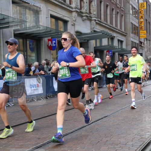 13.09.2026 - 21. swb-Marathon Bremen Strokosch-Dieckow http://msf.ph/oto/10436420 13.09.2026 13:14:27 Ziel 199, 615, 616, 889, 1455, 1748, 2251, 2847, 2971, 2997, 3012, 3057, 3175, 3206, 3821, 3834, 4097, 4226, 4246, 4569, 4586, 4685, 4968, 5239, 5315, 5649, 5796, 5962, 6379, 6404, 6472, 7251, 7782, 8366, 8409, 9242, 9523, 9797, 10016, 13141, 107, 235, 376, 469, 1043, 1125, 1492, 1542, 1814, 1998, 2043, 2084, 2203, 2913, 2922, 3085, 3545, 4452, 4728, 5794, 5836, 5986, 6130, 6145, 6506, 7029, 7591, 7659, 7963, 8919, 9783 meine-sportfotos.de
