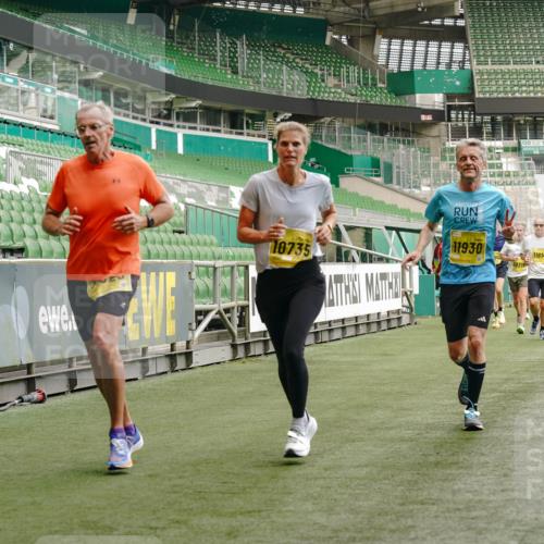 13.09.2026 - 21. swb-Marathon Bremen Michael Burmester http://msf.ph/oto/10436531 13.09.2026 10:26:19 Laufen im Stadion 10096, 10143, 10172, 10210, 10214, 10228, 10231, 10289, 10312, 10318, 10319, 10336, 10342, 10346, 10352, 10358, 10398, 10436, 10445, 10447, 10454, 10456, 10464, 10504, 10514, 10536, 10541, 10583, 10628, 10638, 10735, 10742, 10744, 10806, 10807, 10816, 10861, 10866, 10873, 10956, 10987, 10988, 10992, 11015, 11019, 11020, 11063, 11088, 11108, 11130, 11135, 11155, 11187, 11193, 11199, 11209, 11232, 11265, 11279, 11312, 11447, 11468, 11615, 11758, 11948 meine-sportfotos.de