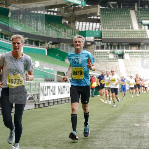 13.09.2026 - 21. swb-Marathon Bremen Michael Burmester http://msf.ph/oto/10436583 13.09.2026 10:26:20 Laufen im Stadion 10096, 10143, 10172, 10210, 10214, 10228, 10231, 10289, 10312, 10318, 10319, 10336, 10342, 10346, 10352, 10358, 10398, 10436, 10445, 10447, 10454, 10456, 10464, 10504, 10514, 10536, 10541, 10583, 10628, 10638, 10735, 10742, 10744, 10806, 10807, 10816, 10861, 10866, 10873, 10956, 10987, 10988, 10992, 11015, 11019, 11020, 11063, 11088, 11108, 11130, 11135, 11155, 11187, 11193, 11199, 11209, 11232, 11265, 11279, 11312, 11447, 11468, 11615, 11758, 11948 meine-sportfotos.de
