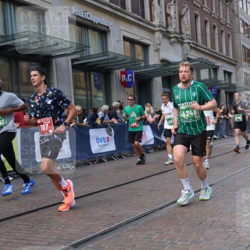 13.09.2026 - 21. swb-Marathon Bremen Strokosch-Dieckow http://msf.ph/oto/10436591 13.09.2026 13:14:30 Ziel 199, 615, 616, 889, 1455, 1510, 1748, 2251, 2847, 2971, 2997, 3012, 3057, 3175, 3206, 3504, 3717, 3834, 4097, 4226, 4246, 4569, 4586, 4968, 5239, 5315, 5471, 5649, 5796, 5962, 6379, 6404, 6472, 6528, 7251, 7782, 8238, 8366, 8409, 9242, 9523, 9797, 10016, 13141, 107, 235, 376, 469, 1043, 1125, 1492, 1542, 1814, 1998, 2043, 2084, 2203, 2913, 2922, 3085, 3545, 3821, 4452, 4685, 4728, 5794, 5836, 5986, 6130, 6506, 7591, 7659, 8919, 9783 meine-sportfotos.de