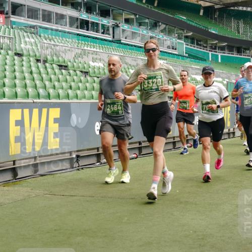 13.09.2026 - 21. swb-Marathon Bremen Michael Burmester http://msf.ph/oto/10436684 13.09.2026 13:05:47 Laufen im Stadion 109, 178, 217, 244, 287, 303, 323, 394, 430, 454, 536, 565, 578, 613, 647, 784, 891, 900, 1073, 1205, 1239, 1243, 1274, 1307, 1308, 1365, 1373, 1380, 1456, 1533, 1574, 1581, 1627, 1656, 1687, 1780, 1823, 1909, 1914, 1932, 1941, 2023, 2076, 2089, 2126, 2241, 2244, 2265, 2275, 2301, 2310, 2355, 2356, 2393, 2430, 2452, 2464, 2602, 2723, 2742, 2764, 2867, 2872, 2902, 2910, 2919, 2957, 2959, 2985, 3030, 3115, 3217, 3278, 3320, 3343, 3419, 3444, 3485, 3909 meine-sportfotos.de