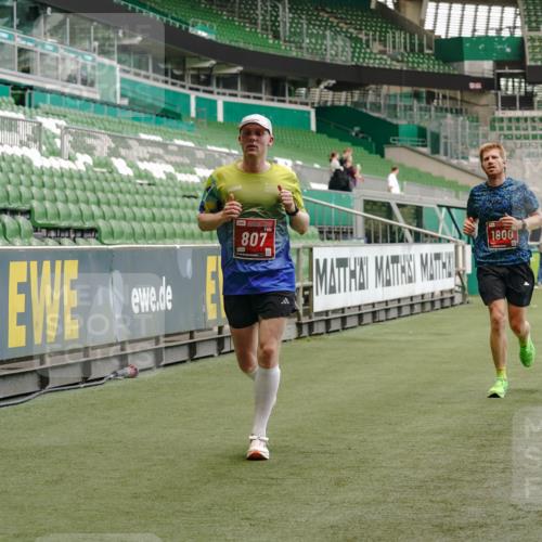 13.09.2026 - 21. swb-Marathon Bremen Michael Burmester http://msf.ph/oto/10436712 13.09.2026 12:39:18 Laufen im Stadion 277, 346, 453, 807, 895, 901, 1118, 1248, 1320, 1323, 1379, 1472, 1508, 1540, 1576, 1587, 1604, 1717, 1751, 1758, 1795, 1800, 1852, 1911, 2049, 2099, 2141, 2352, 2670, 3080, 3606, 3744, 5160, 5163, 5912, 6112, 6630, 7118, 7650, 8077, 8467, 9399, 9522, 9617, 9630, 10034, 13080, 365, 850, 1288, 1550, 1875, 1993, 4232, 7692, 7768, 8075, 13033 meine-sportfotos.de